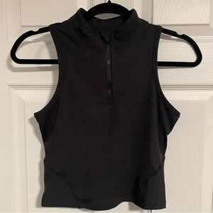 NWT ZYIA Women’s Large Sleeveless Black Zip-Up  Crop Top